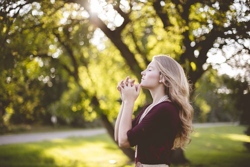 3 Ways to Add Prayer to Your Busy Day